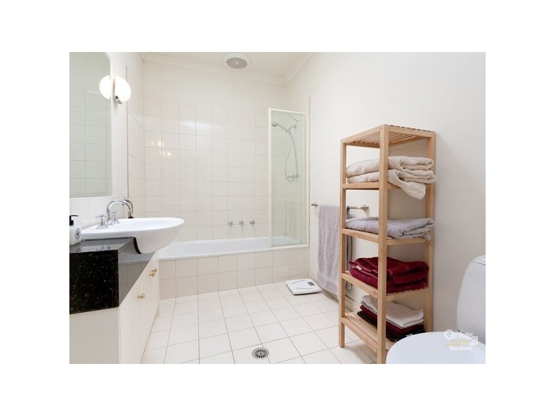 4/109 Canadian Bay Road, Mount Eliza VIC 3930