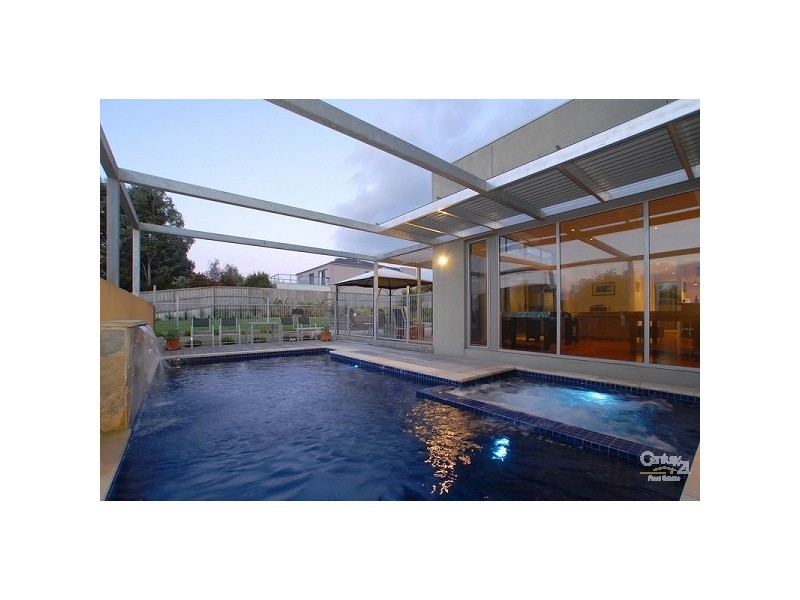 87 Cobb Road, Mount Eliza VIC 3930