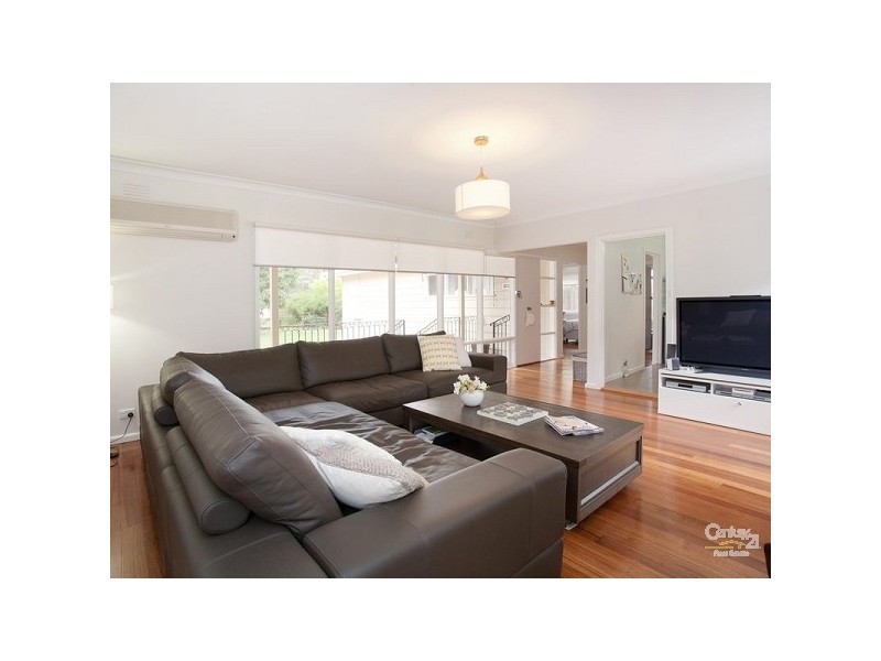 82 Canadian Bay Road, Mount Eliza VIC 3930