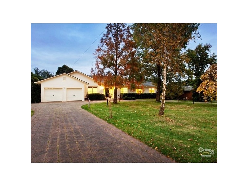 40 Bareena Drive, Mount Eliza VIC 3930