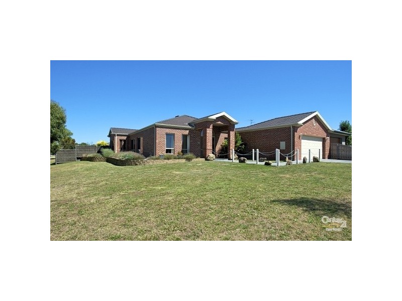 49 Summerfield Drive, Mornington VIC 3931