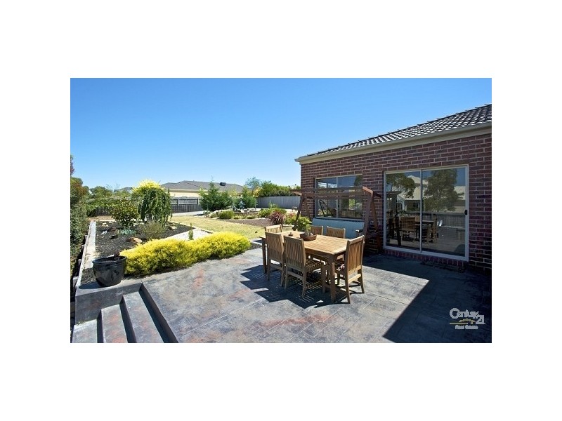49 Summerfield Drive, Mornington VIC 3931