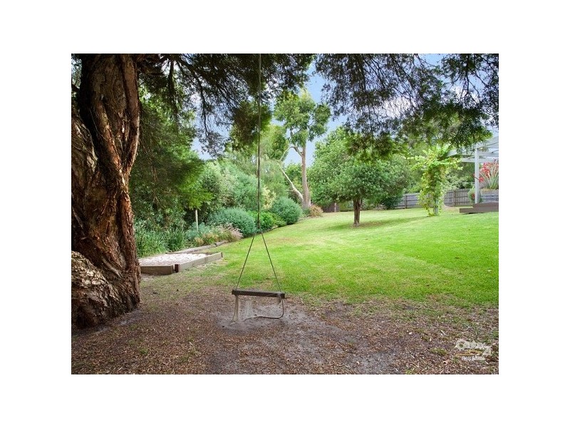 49 Davis Drive, Mount Eliza VIC 3930