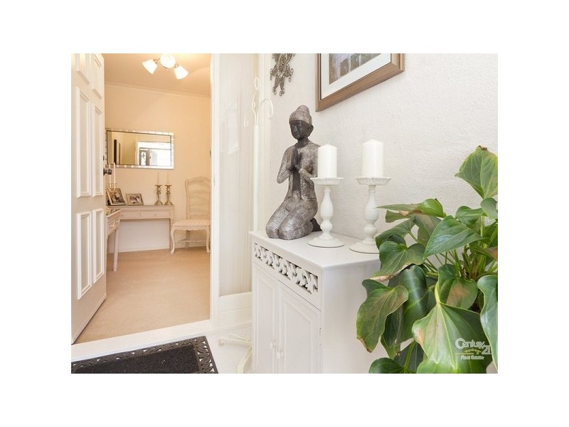 2/10 Leicester Avenue, Mount Eliza VIC 3930