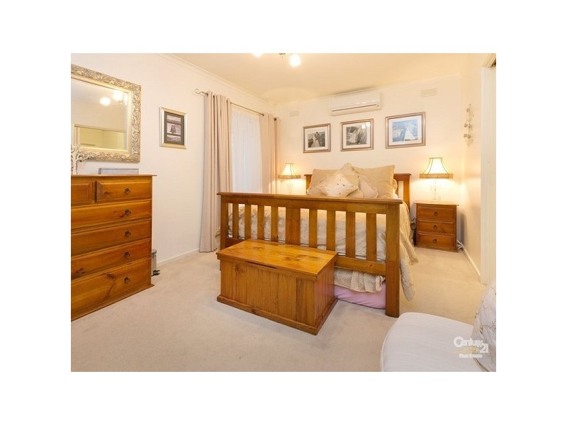 2/10 Leicester Avenue, Mount Eliza VIC 3930