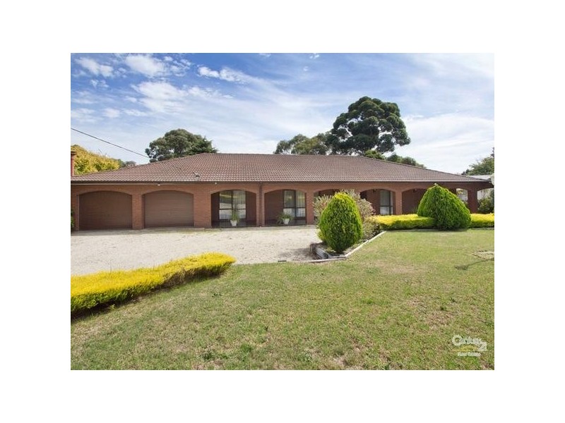 10 Meadow Lane, Mount Eliza VIC 3930