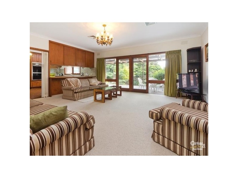 10 Meadow Lane, Mount Eliza VIC 3930