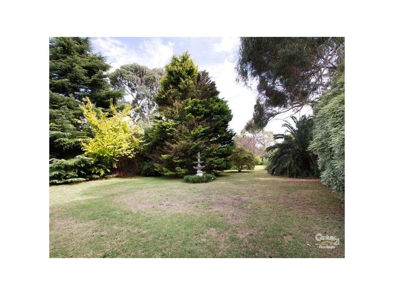 10 Meadow Lane, Mount Eliza VIC 3930