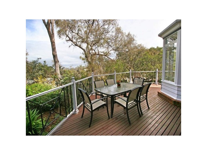 50 Eumeralla Grove, Mount Eliza VIC 3930