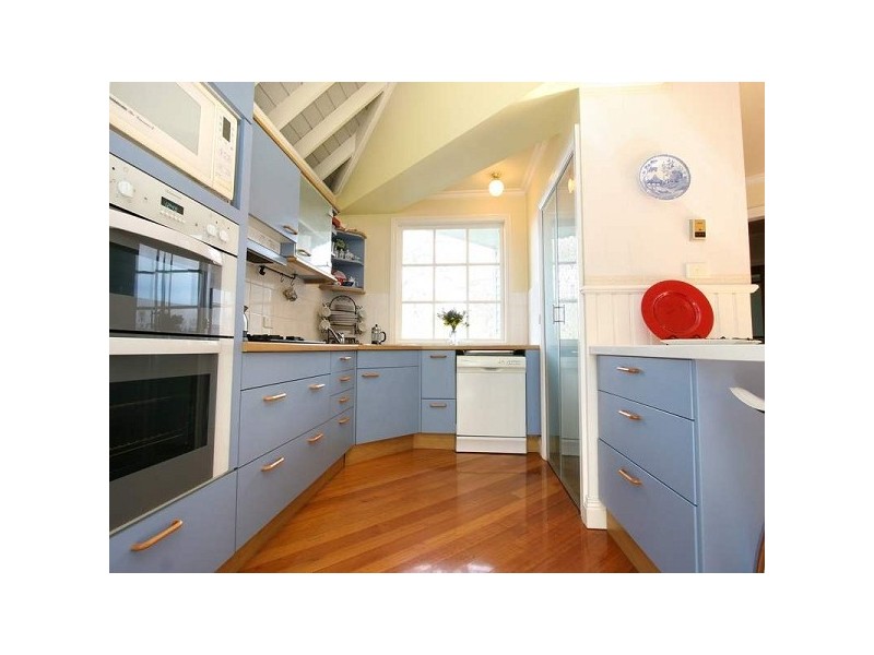 50 Eumeralla Grove, Mount Eliza VIC 3930