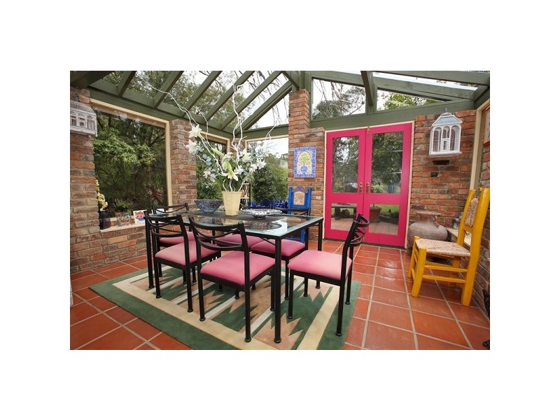 18 Berkeley Court, Mount Eliza VIC 3930