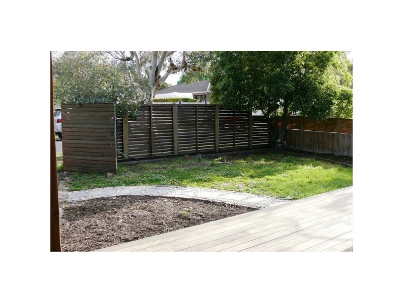 23 Bayview Rd, Mornington VIC 3931
