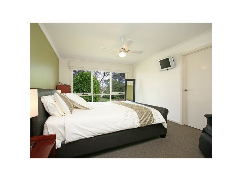 4 Lisa Court, Mount Eliza VIC 3930