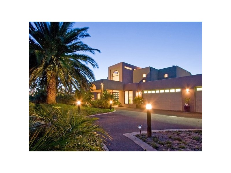 47 Old Mornington Rd, Mount Eliza VIC 3930