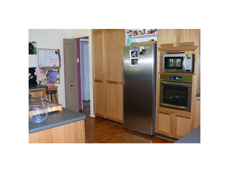 34 Mohilla Street, Mount Eliza VIC 3930