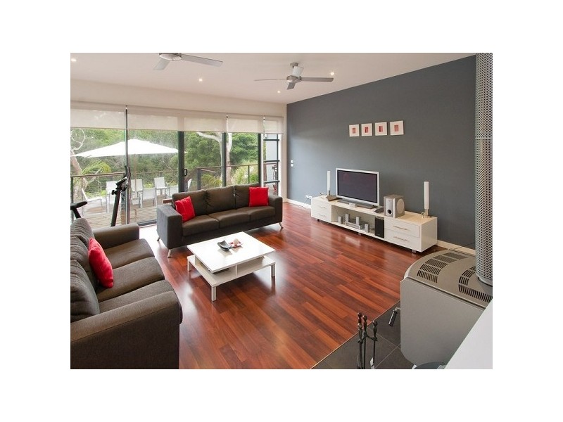 77 Koetong Parade, Mount Eliza VIC 3930
