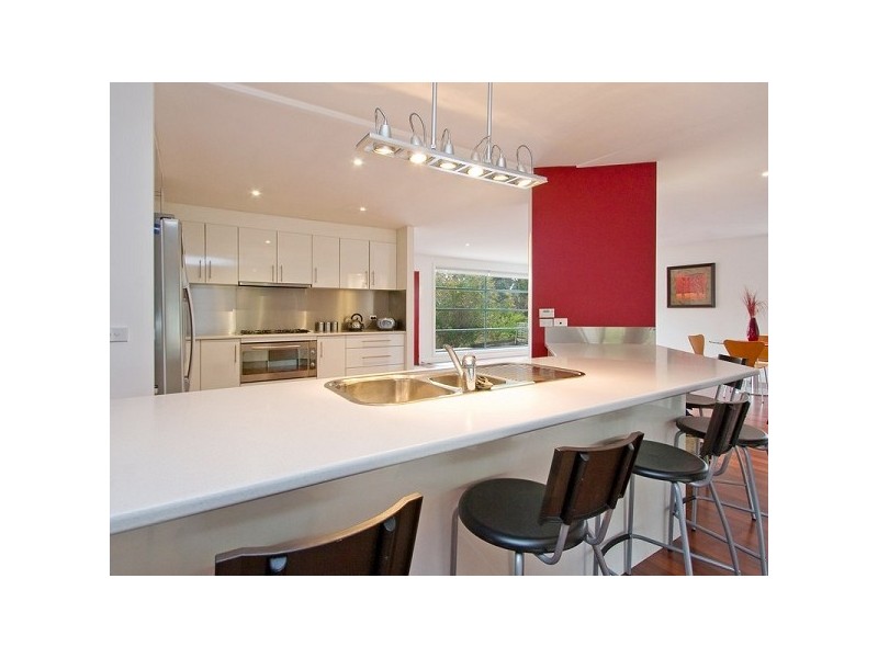 77 Koetong Parade, Mount Eliza VIC 3930