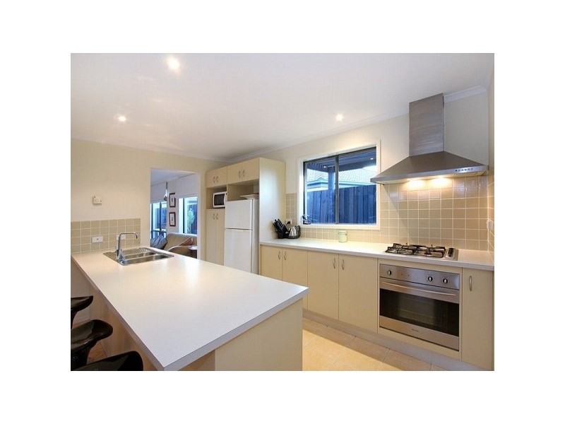 36 Samantha Drive, Mornington VIC 3931