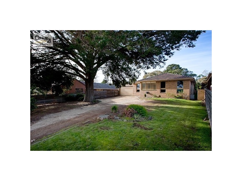 6 Gaskell Avenue, Mount Eliza VIC 3930