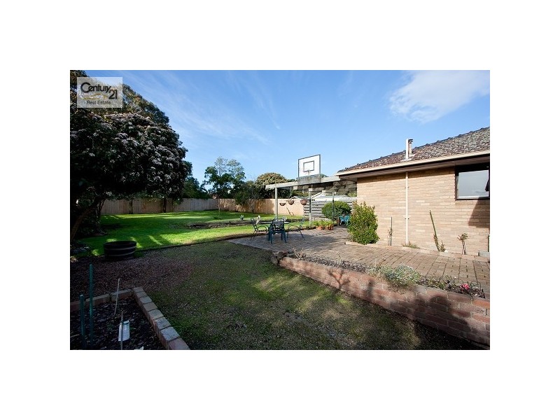 6 Gaskell Avenue, Mount Eliza VIC 3930