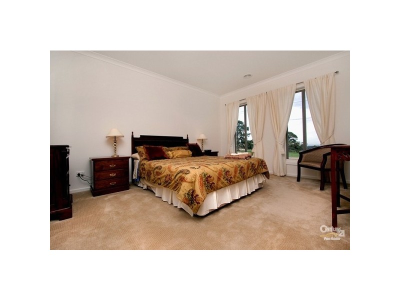 87 Kunyung Road, Mount Eliza VIC 3930