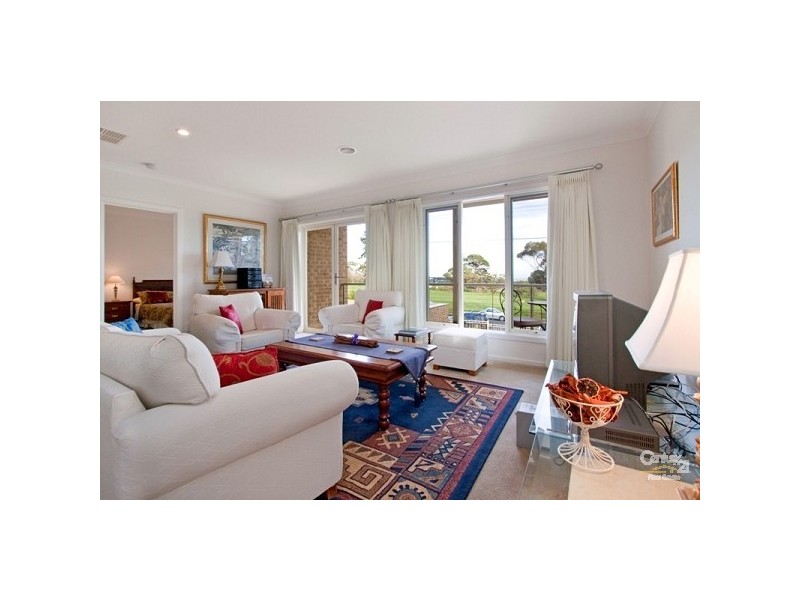 87 Kunyung Road, Mount Eliza VIC 3930