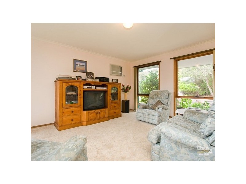 10 Summerhill Crescent, Mount Eliza VIC 3930