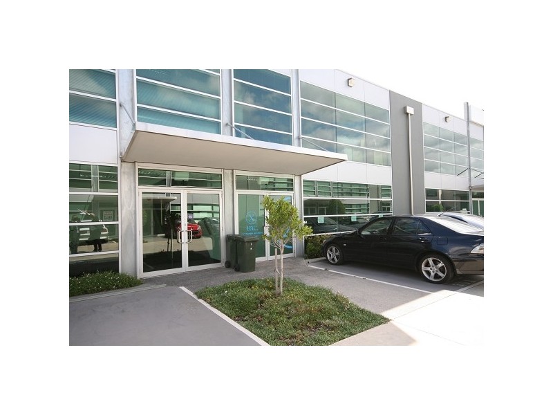 3/3 Westside Avenue, Port Melbourne VIC 3207