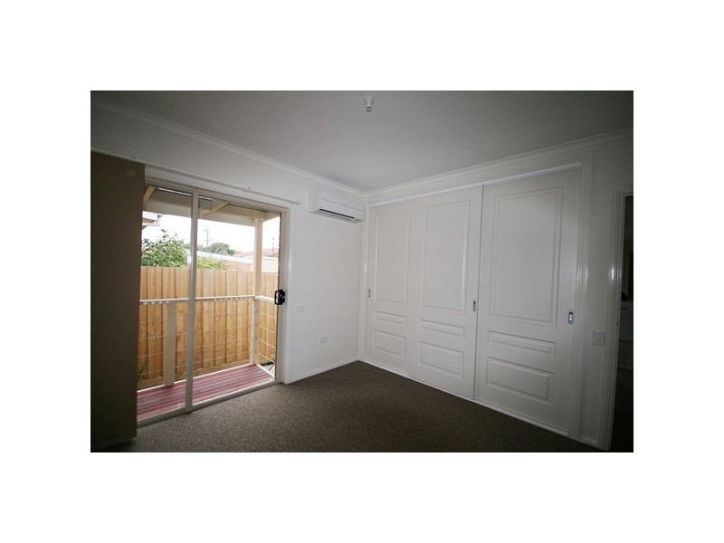 Unit 2 – 366 Koornang Road, Carnegie VIC 3163