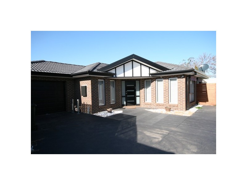 Unit 2 – 30 Wamba Road, Bentleigh East VIC 3165