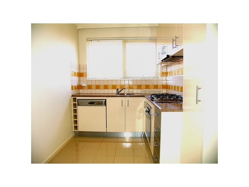 5 – 28 Elliott Avenue, Carnegie VIC 3163