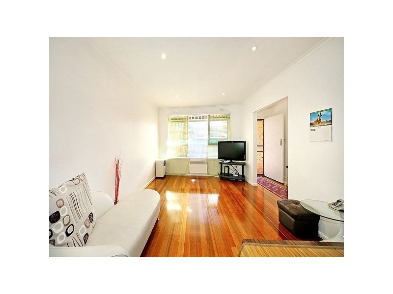 6/50 Coorigil Road, Carnegie VIC 3163