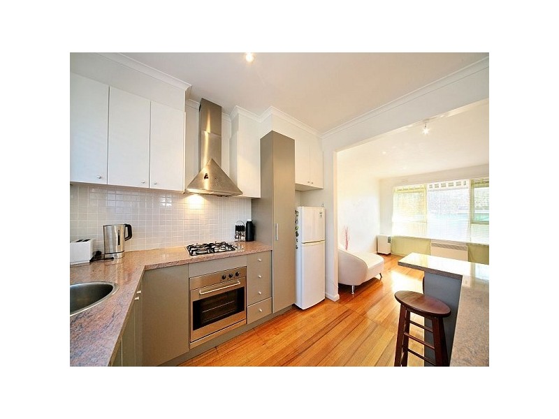 6/50 Coorigil Road, Carnegie VIC 3163