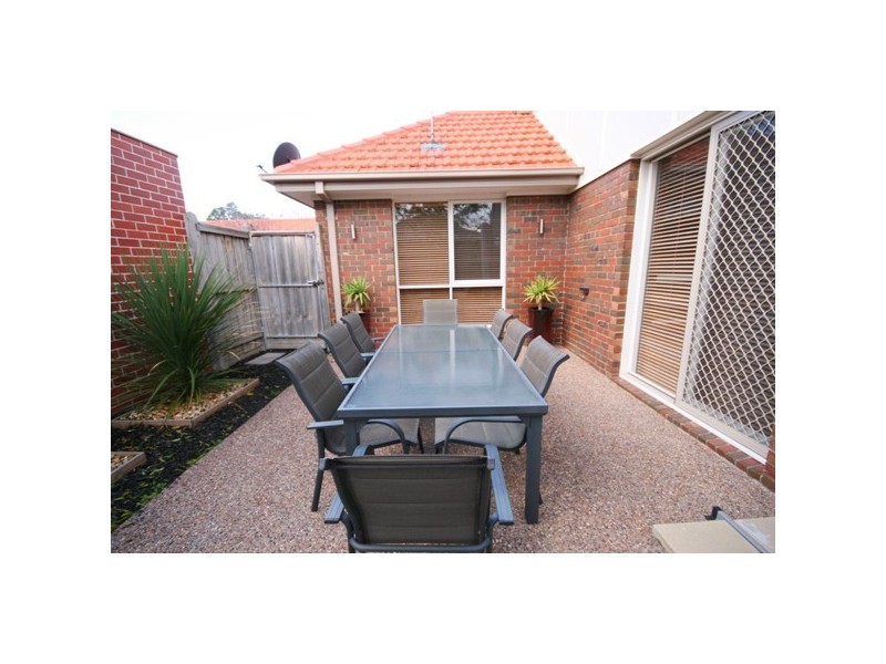 Unit 2/26-28 Maroo Street, Hughesdale VIC 3166