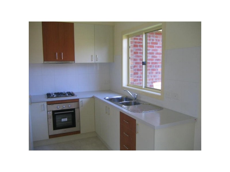 2/8 Noble Street, Noble Park VIC 3174