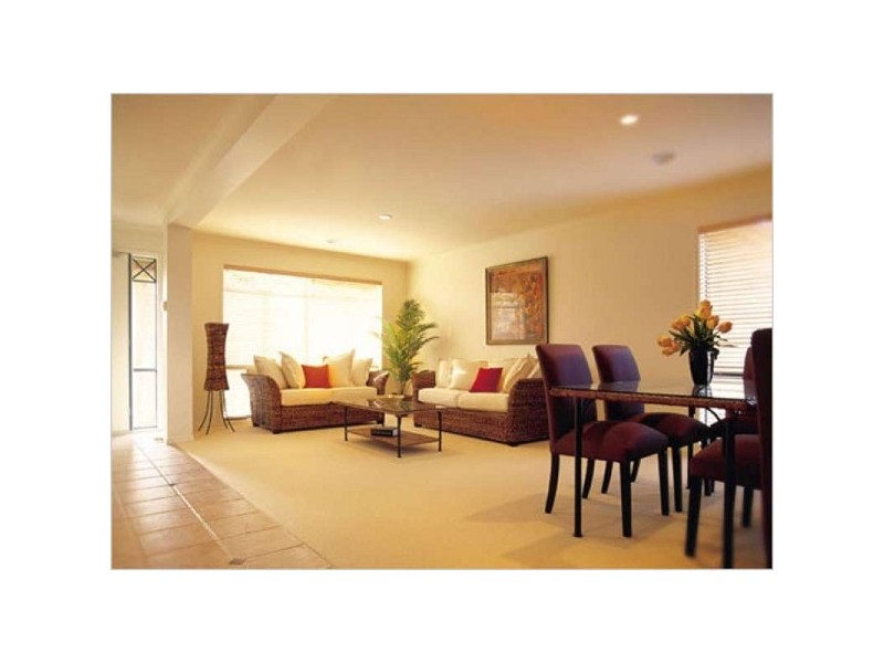 2 & 6/12 Hutton Street, Dandenong VIC 3175