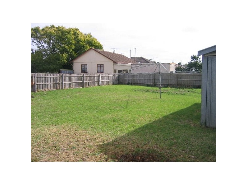 2 Wattle Drive, Doveton VIC 3177