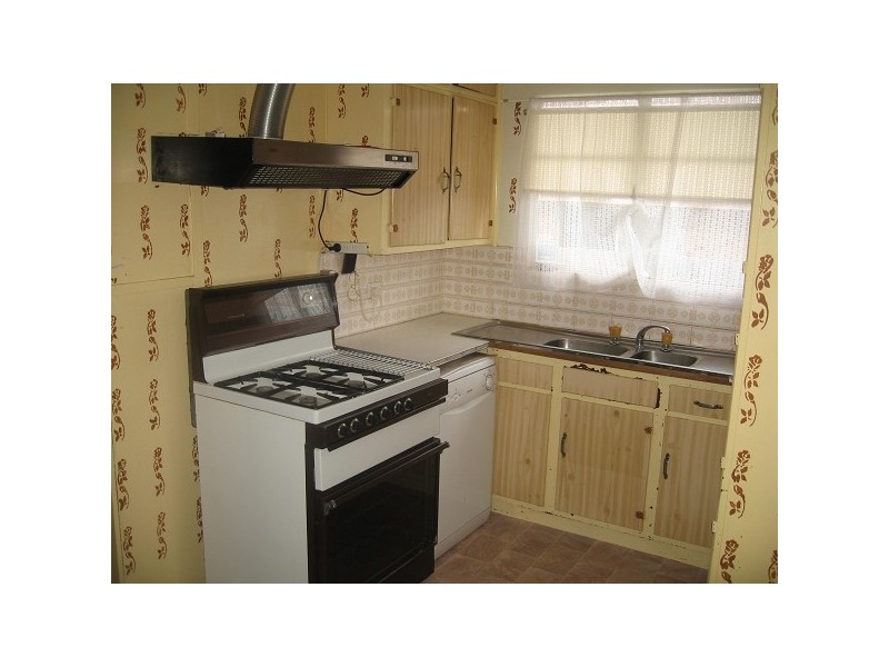 4 Melia Street, Doveton VIC 3177