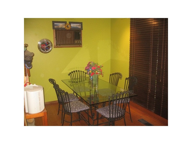 4 Heyington Crs, Noble Park VIC 3174