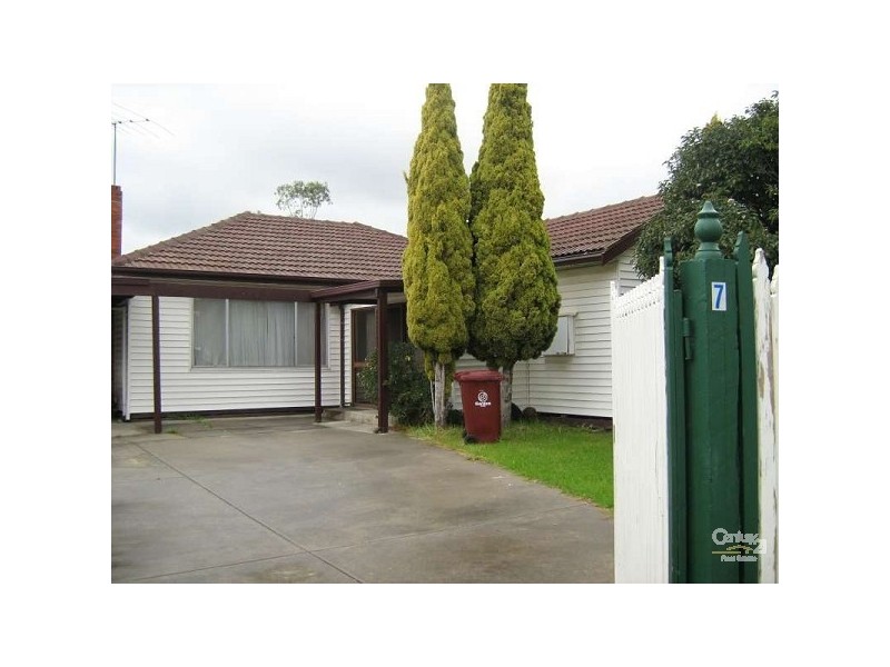 7 Pascoe Ave, Springvale VIC 3171