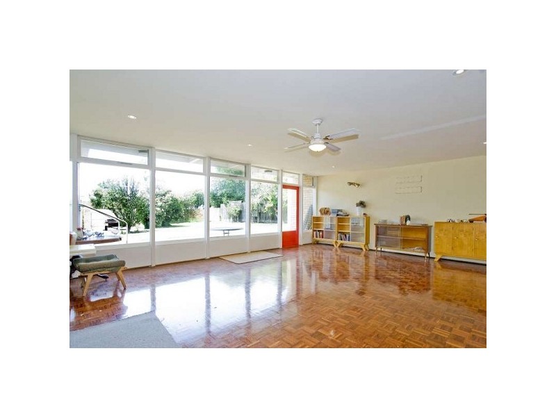 341 Princes Hwy, Noble Park VIC 3174