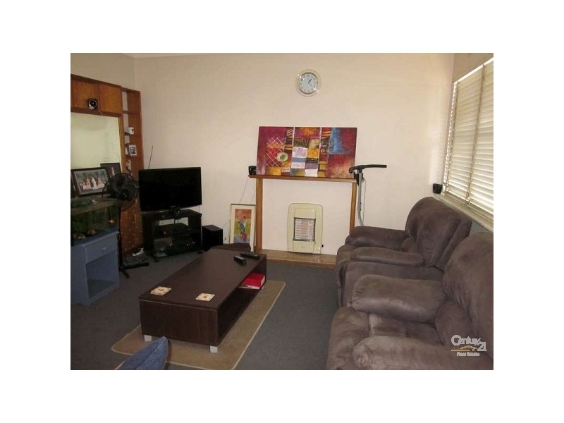 8/42 Princes Highway, Dandenong VIC 3175