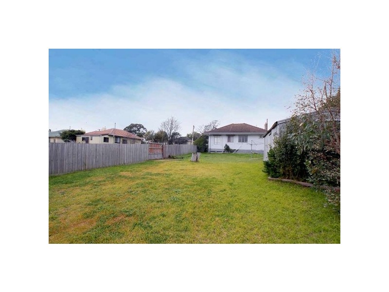 14 Lexton Avenue, Dandenong VIC 3175