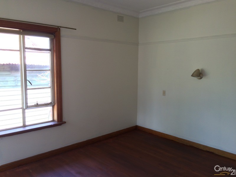 43 Jones Road, Dandenong VIC 3175