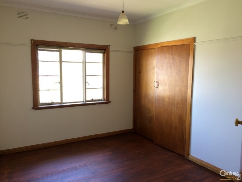 43 Jones Road, Dandenong VIC 3175