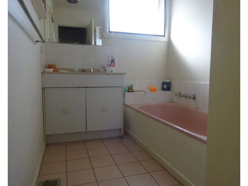 8 Jessie Street, Noble Park VIC 3174