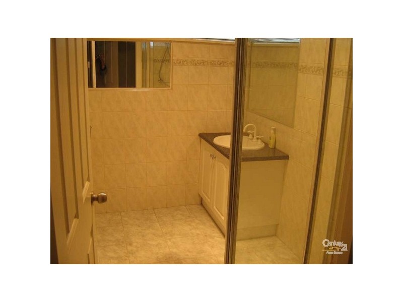 2 Maureen Crescent, Noble Park VIC 3174