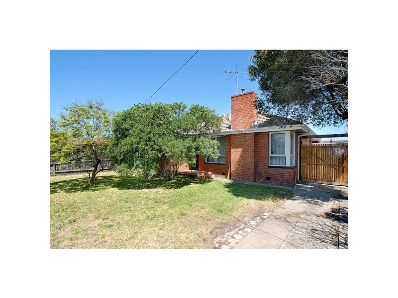 32 Mather Road, Noble Park VIC 3174