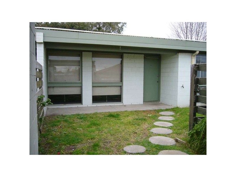 4/9 Henderson Road, Keysborough VIC 3173