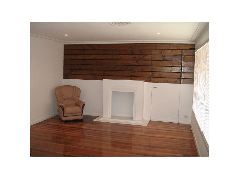 3 Cronulla Crt, Noble Park VIC 3174